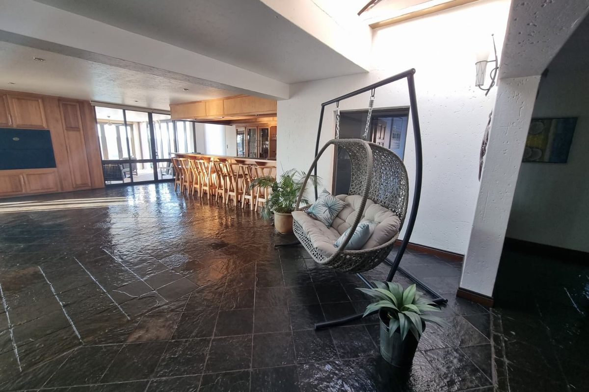 When only the best will do???? Perfect location?? - Photo 4