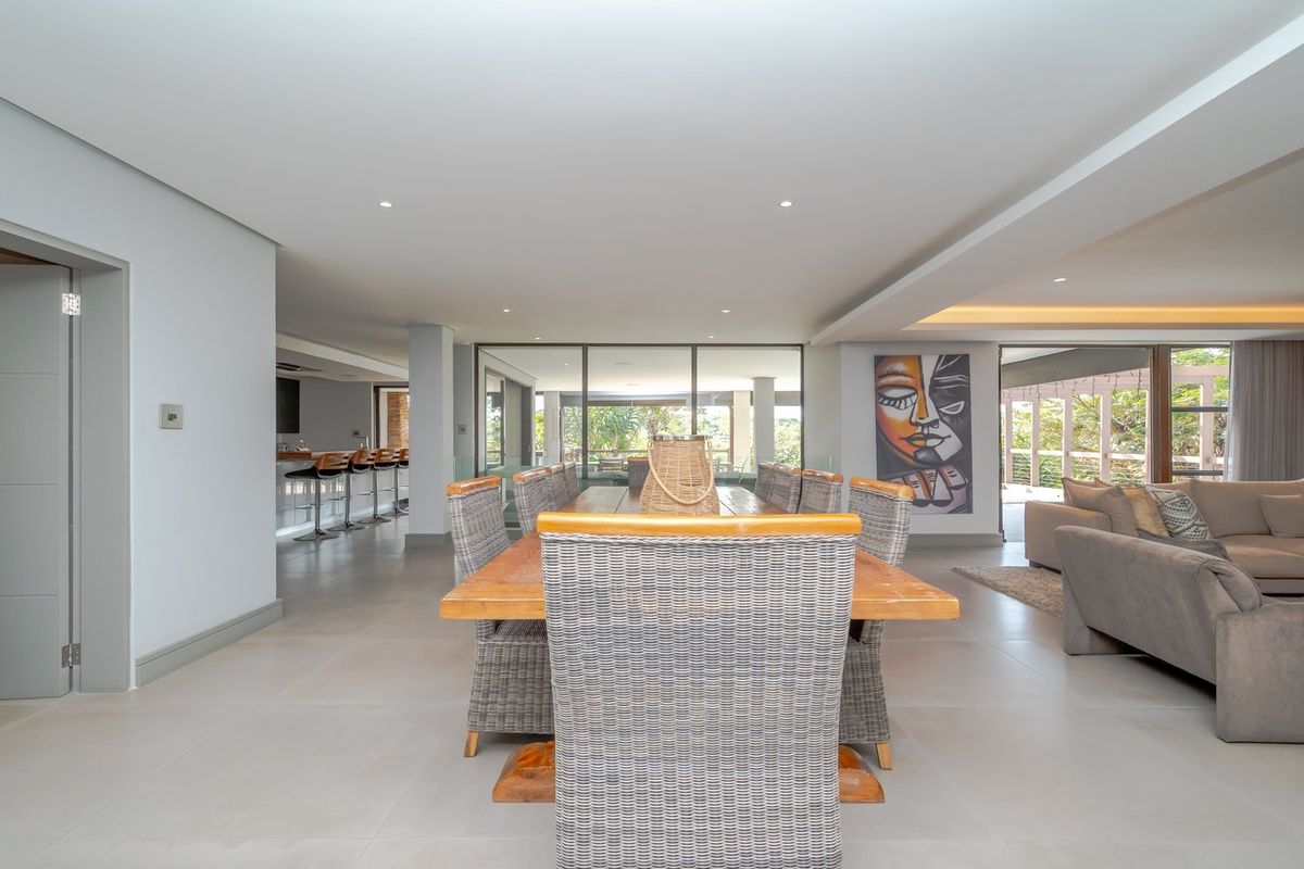 Luxurious Retreat in Zimbali Estate - Photo 5