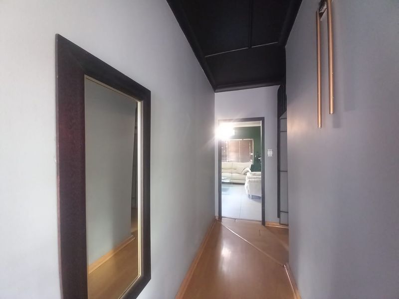 This unique, brand new, 3 bedroom house is located in Arcon Park! - Photo 5