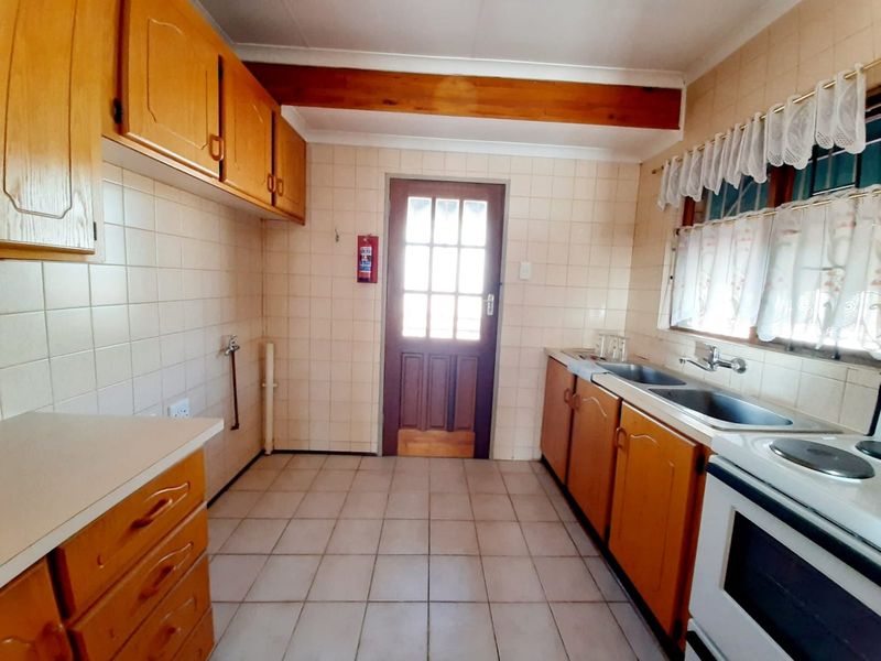 Facebrick Townhouse for sale in Vanderbijlpark SE3 - Photo 5