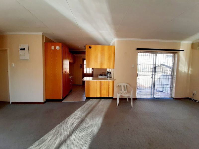 Facebrick Townhouse for sale in Vanderbijlpark SE3 - Photo 4
