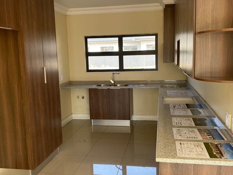 BRAND NEW HOUSES FOR SALE IN CE7!!! - Photo 3