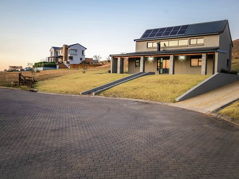 4 Bedroom Country Home in Secure Estate - Photo 10