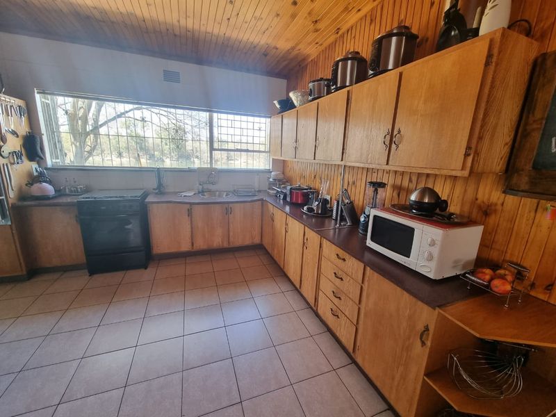 Absolute stunning Riverfront property for sale in Lindequesdrift - Photo 7