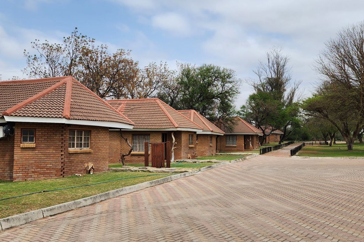Charming Guesthouse & Business Opportunity For Sale - Photo 4