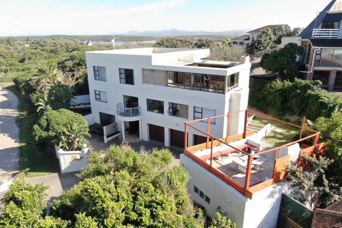 Prime location in Paradise Beach! - Photo 4