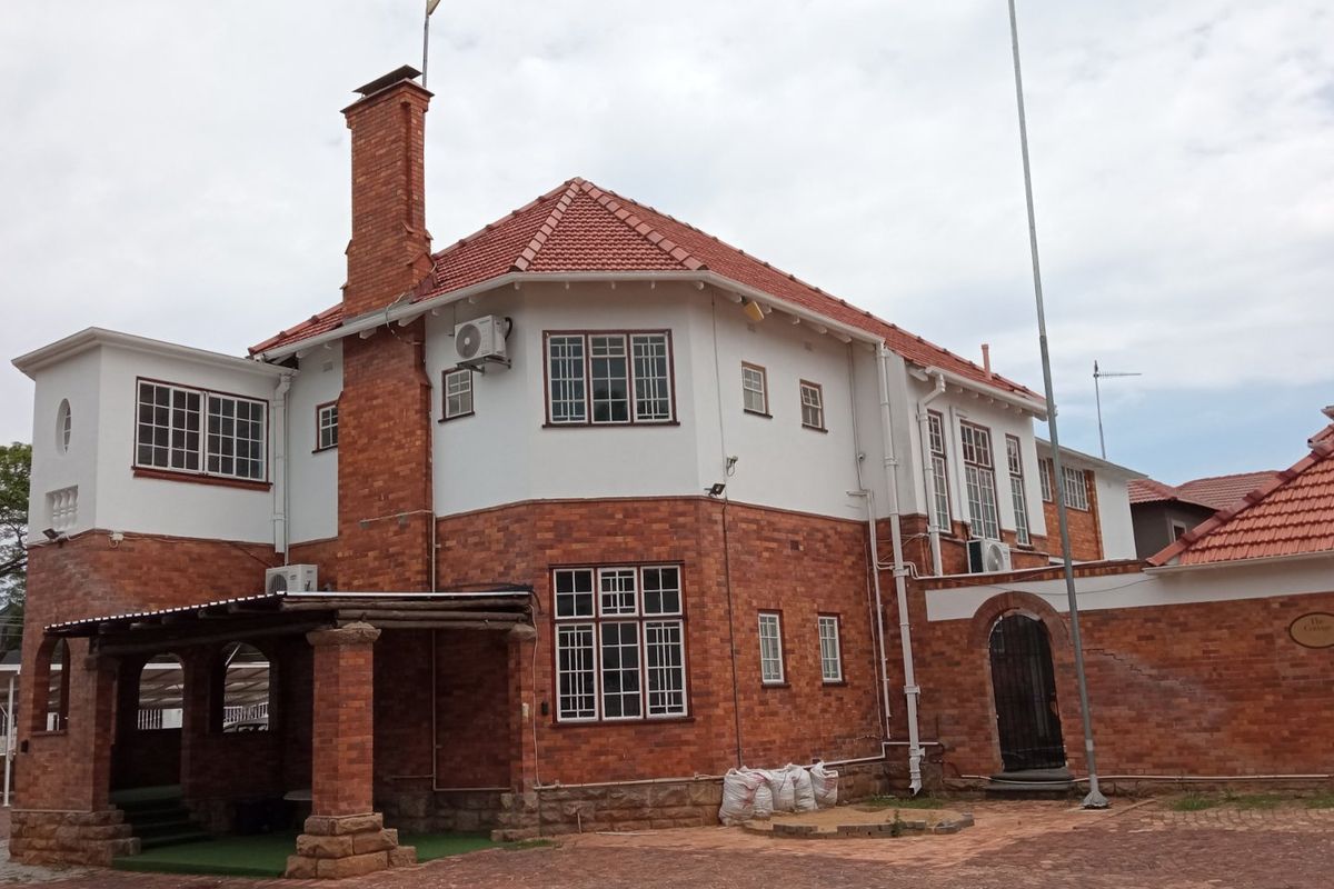 Office For Sale In Johannesburg - Photo 2