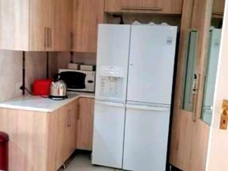 SPACIOUS AND BEAUTIFUL HOME FOR SALE IN THREE RIVERS EAST - Photo 7