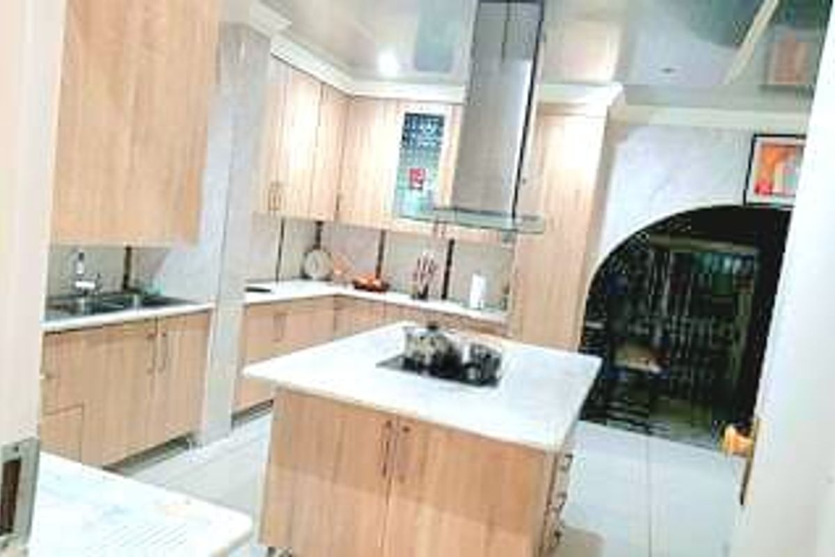 SPACIOUS AND BEAUTIFUL HOME FOR SALE IN THREE RIVERS EAST - Photo 5