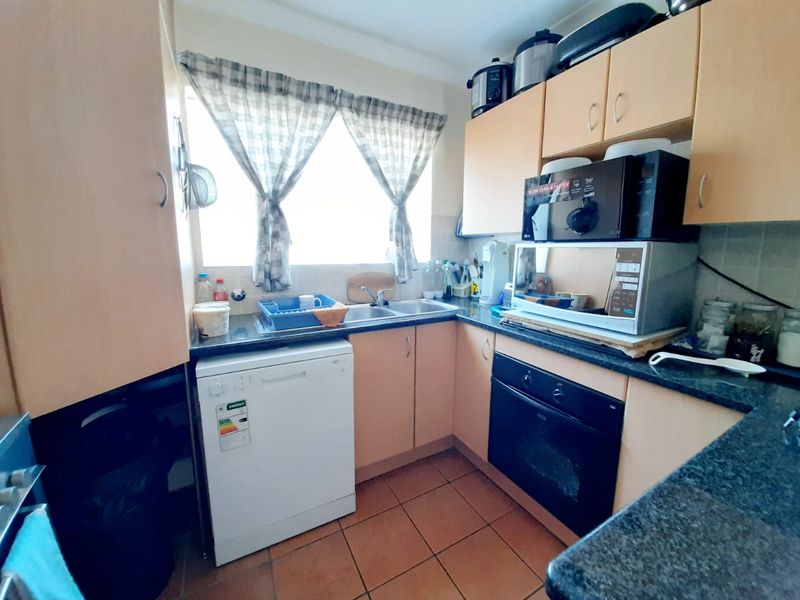 Facebrick townhouse for sale in Sasolburg in popular complex - Photo 5