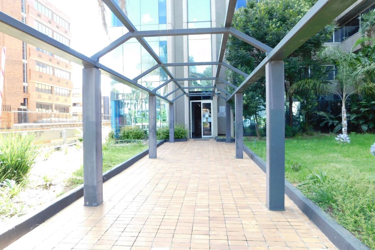 Ideal Subdivisible Call Centre Space Available To Suit. - Photo 3