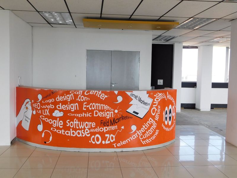 Entire Floor Perfect For Call Centres / Adult Education Businesses. - Photo 7