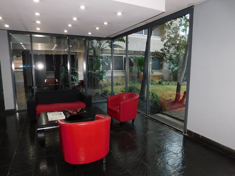 Entire Floor Perfect For Call Centres / Adult Education Businesses. - Photo 4