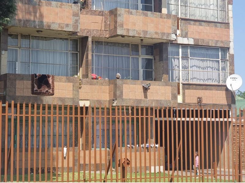 Bachelors flat for sale in Vereeniging CBD - Photo 7