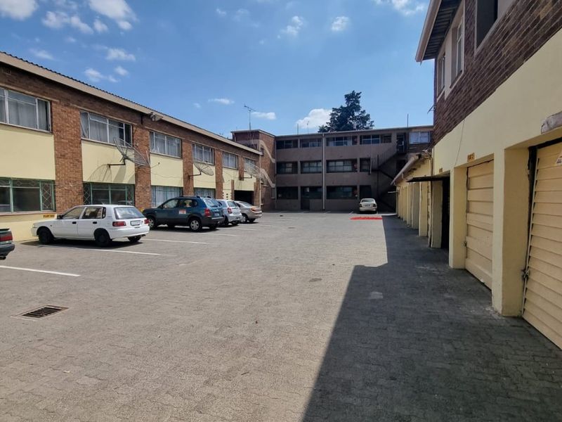 Bachelors flat for sale in Vereeniging CBD - Photo 6
