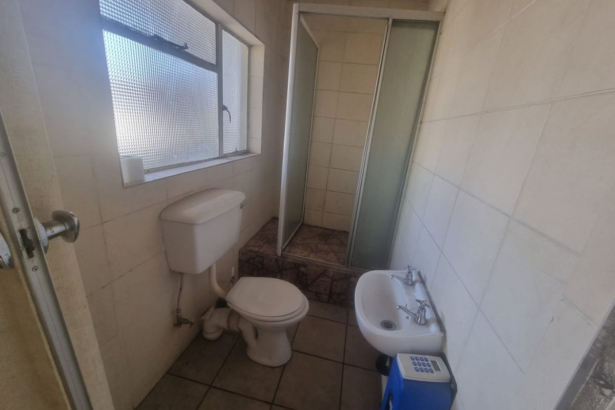 Bachelors flat for sale in Vereeniging CBD - Photo 5