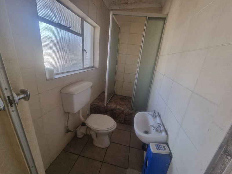 Bachelors flat for sale in Vereeniging CBD - Photo 5