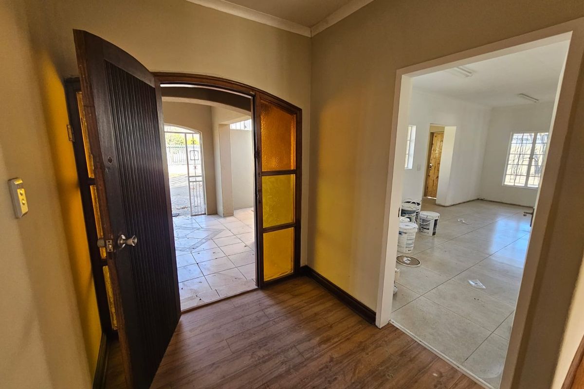 *For Sale: Stunning Newly Renovated Home in Three Rivers* - Photo 2