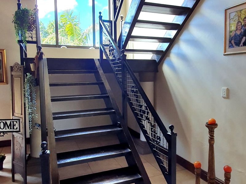 Live Large. Entertain Bigger. Own a Slice of Tuscan Luxury. - Photo 10