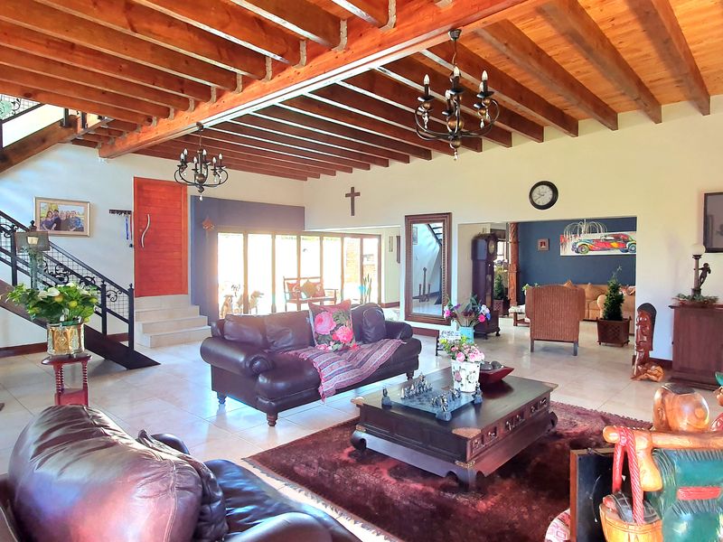 Live Large. Entertain Bigger. Own a Slice of Tuscan Luxury. - Photo 3