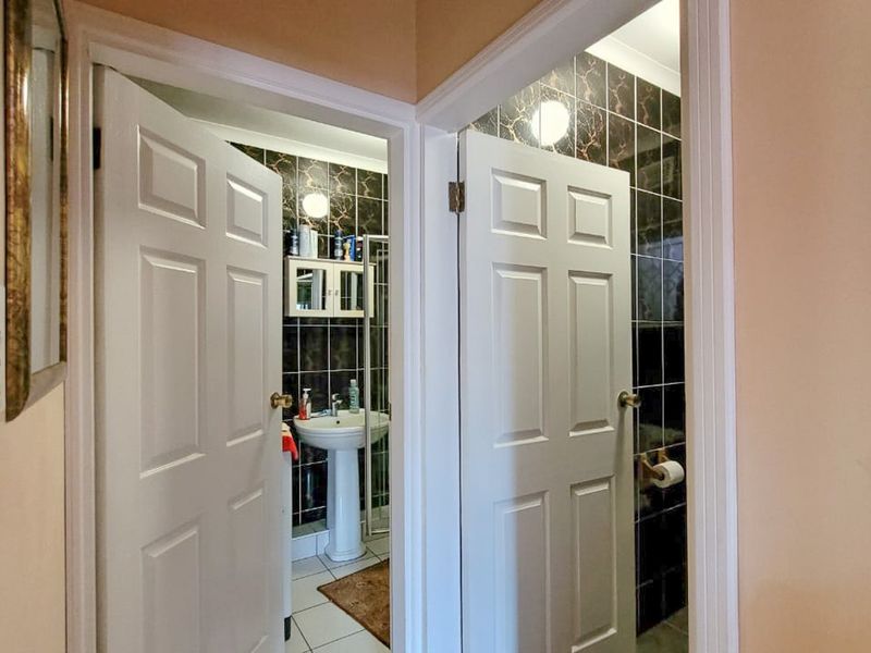 Marvelous Location in Tinley Manor - Photo 7