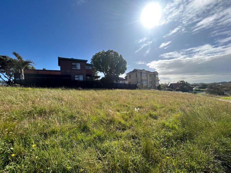 Large vacant stand in Aston bay - Photo 3