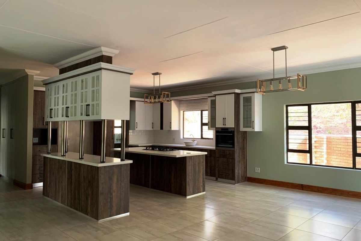 "Your Dream Home Awaits in Kranspoort: Modern Luxury in a Natural Paradise" - Photo 3