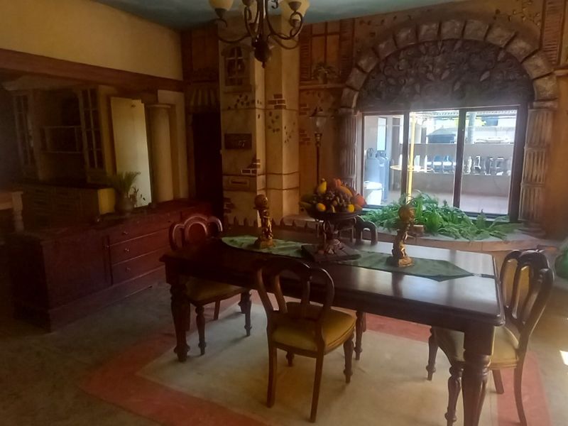 Beautiful Mansion for Sale in the luxurious Maraldi Estate on the banks of the Vaal River !! - Photo 10