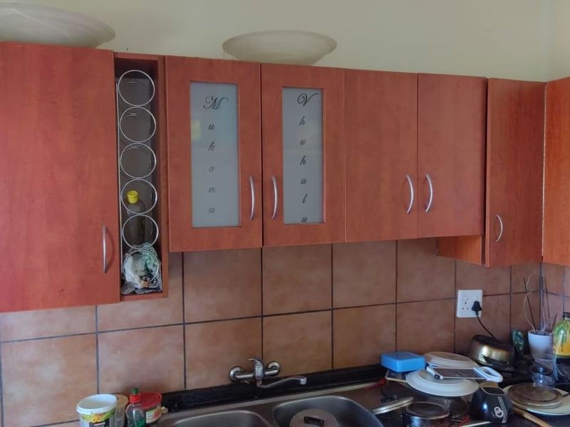 Lovely cozy two bedroom townhouse in Eagles Crest - Photo 3