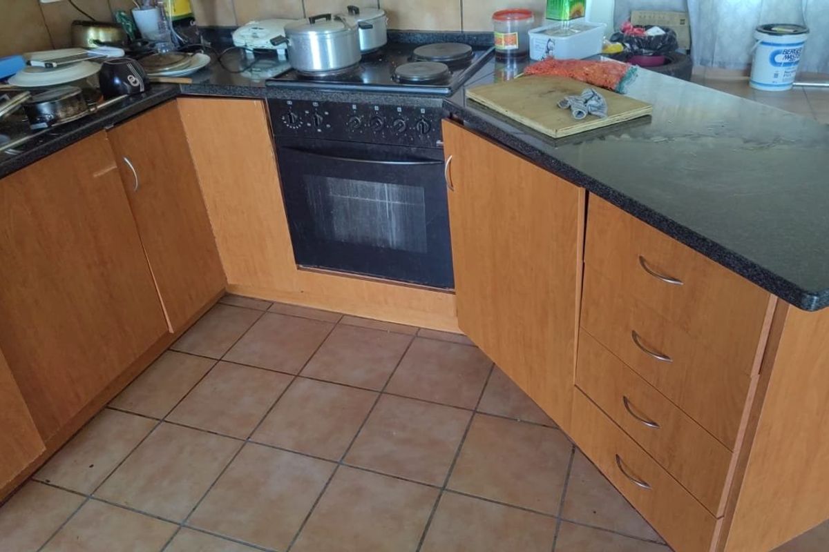 Lovely cozy two bedroom townhouse in Eagles Crest - Photo 2