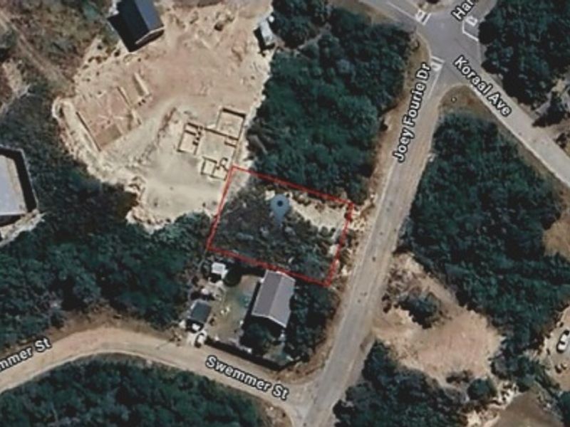 An aerial view of a vacant residential plot situated at the corner of Joey Fourie Drive and Swemmer Street.
