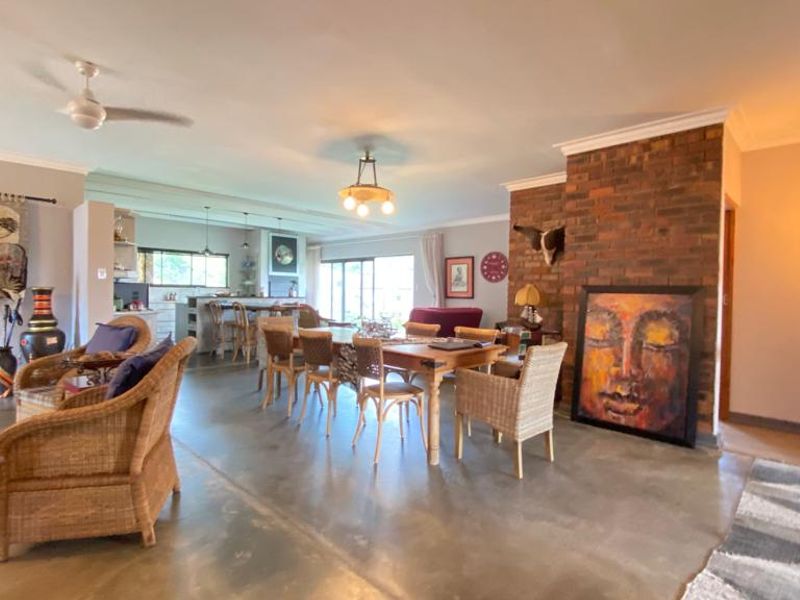 Stunning Secure Modern Country Estate House - Photo 10