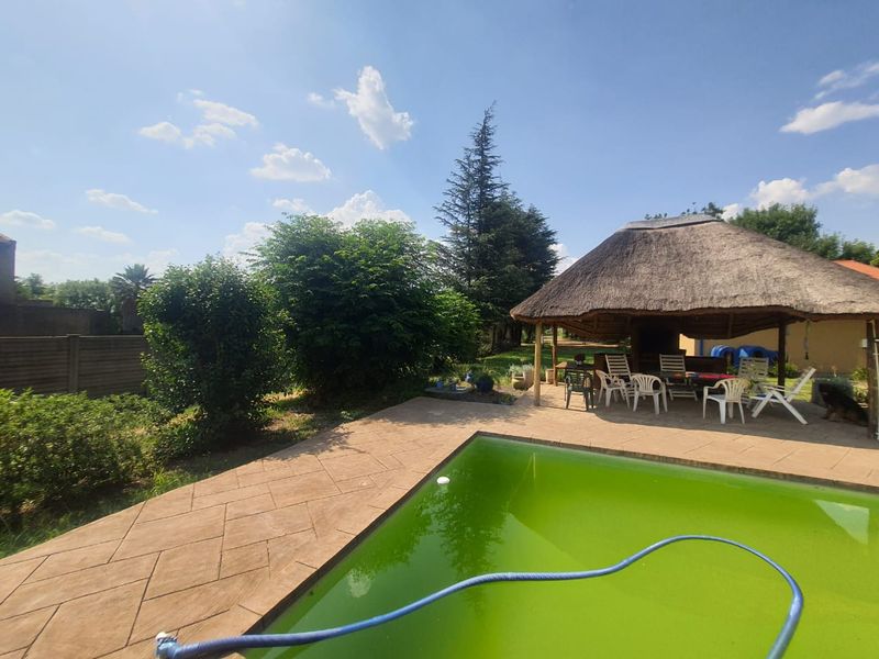 Northdene Plot For Sale  (25 696 m2) - Photo 5