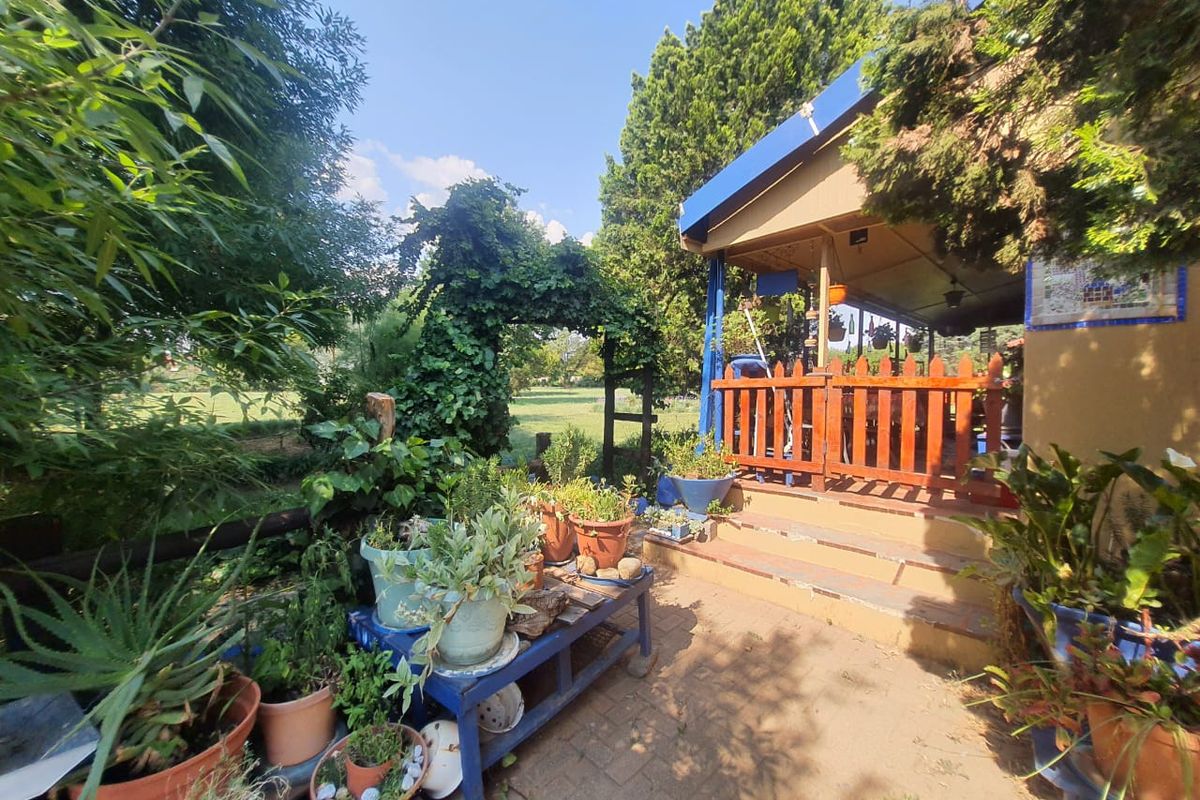 Northdene Plot For Sale  (25 696 m2) - Photo 2