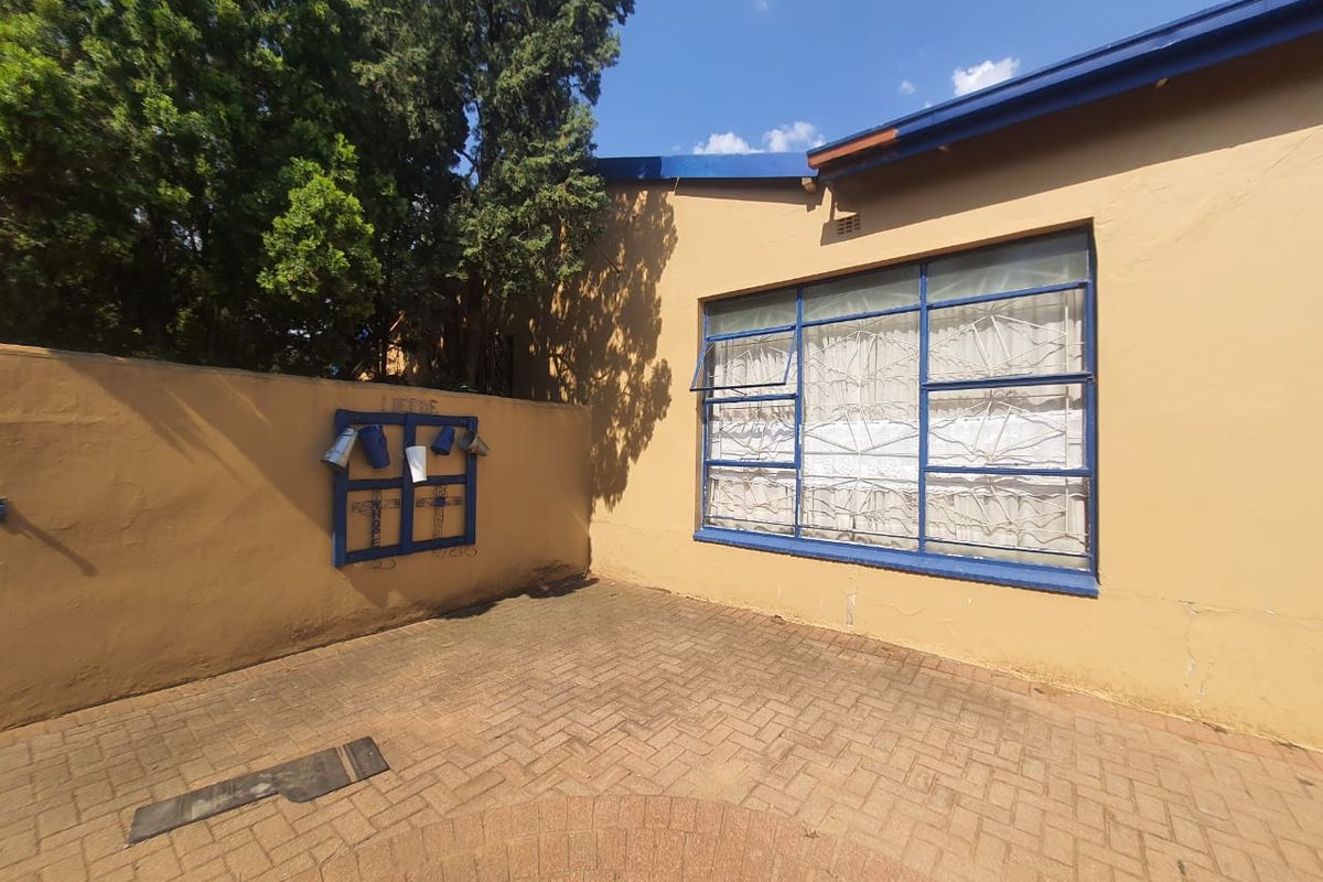 Northdene Plot For Sale  (25 696 m2) - Photo 3