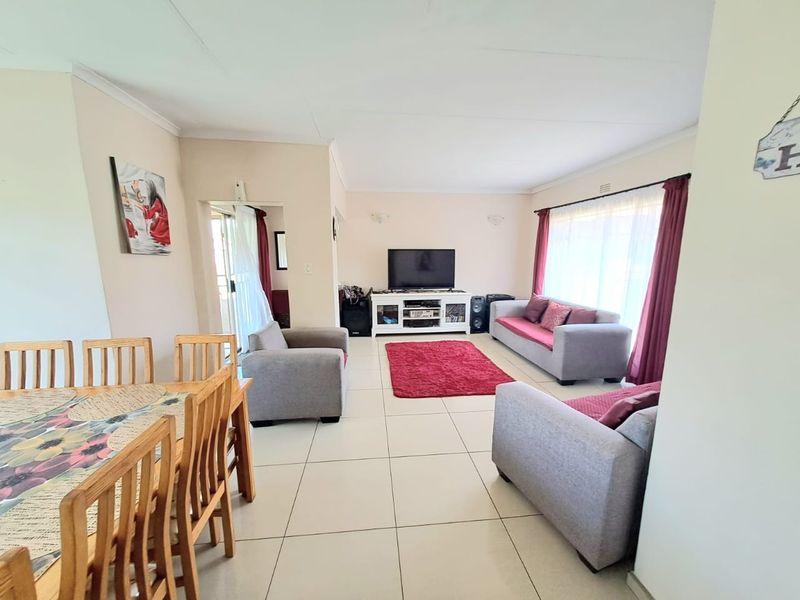 House For Sale In Vereeniging - Photo 7