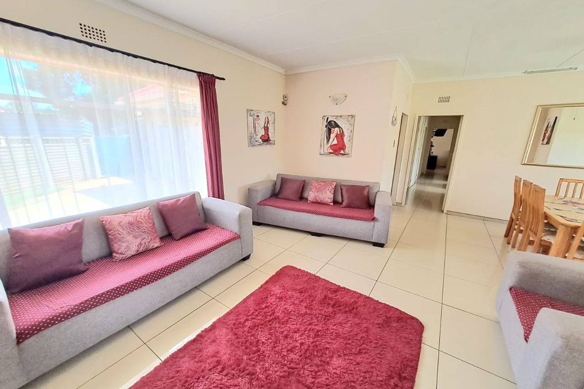 House For Sale In Vereeniging - Photo 5