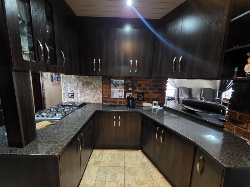 Beautifull house for sale in Sasolburg???? - Photo 4
