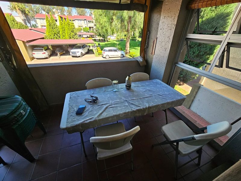 Lovely 3 bedroom apartment for sale in Vaalpark - Photo 7