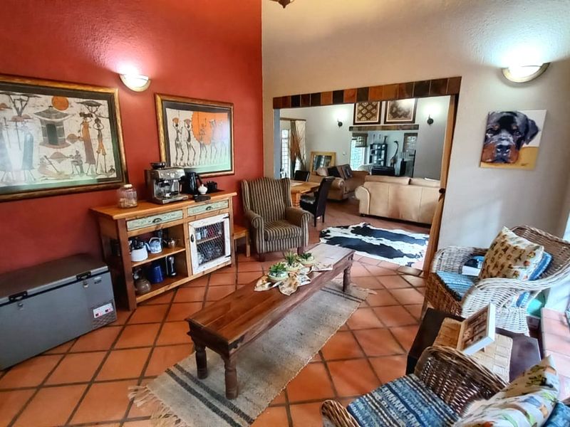 Stunning 3 bedroom home for sale in SW 5 proper ,Vanderbijlpark. - Photo 4