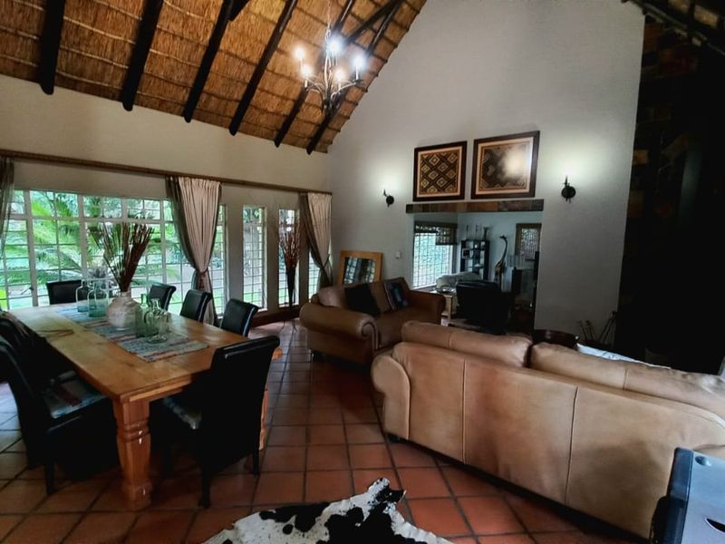 Stunning 3 bedroom home for sale in SW 5 proper ,Vanderbijlpark. - Photo 10