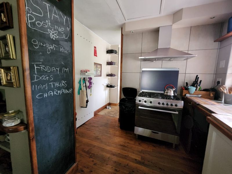 Marlbank River Front House - Photo 5