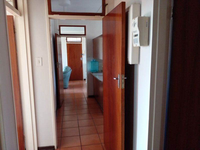 Perfect beginner unit for sale, walking distance from Vaal Mall!!! - Photo 7