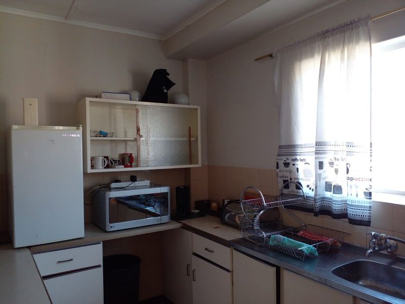 Perfect beginner unit for sale, walking distance from Vaal Mall!!! - Photo 5