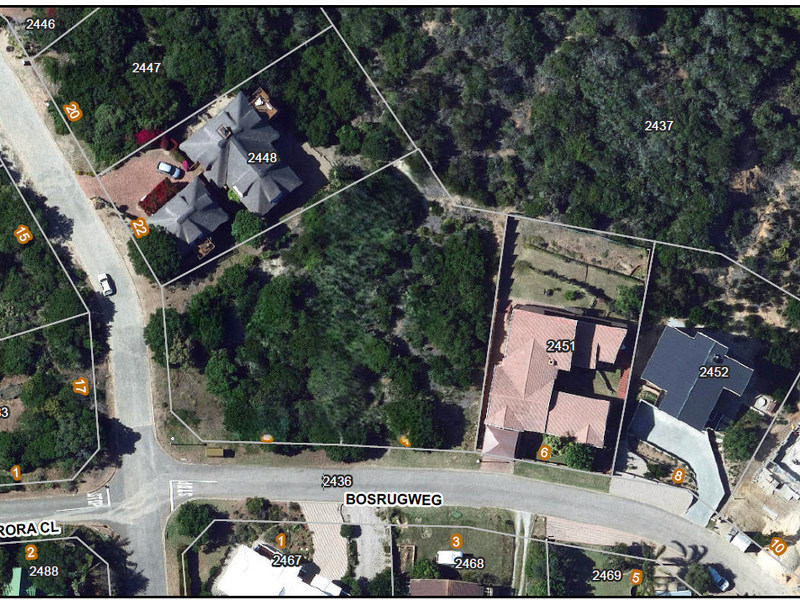 Large stand with panoramic views of the mountains, river and ocean - Photo 9