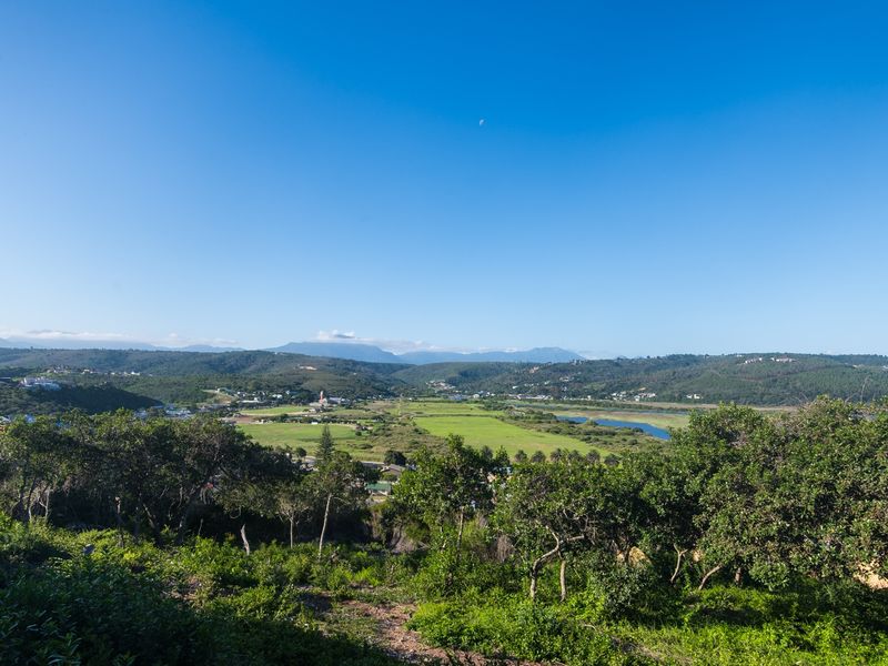 Large stand with panoramic views of the mountains, river and ocean - Photo 6