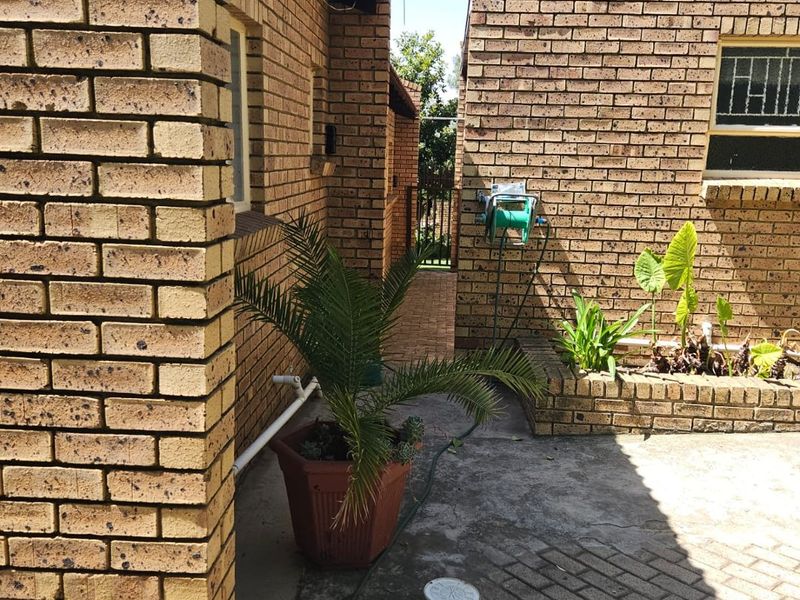 Stunning family house for the family that likes to entertain and has a passion for living. - Photo 9