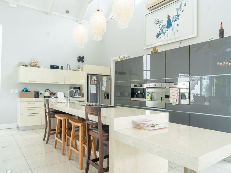 Luxurious Family Home in Simbithi Eco Estate, Ballito - Photo 4
