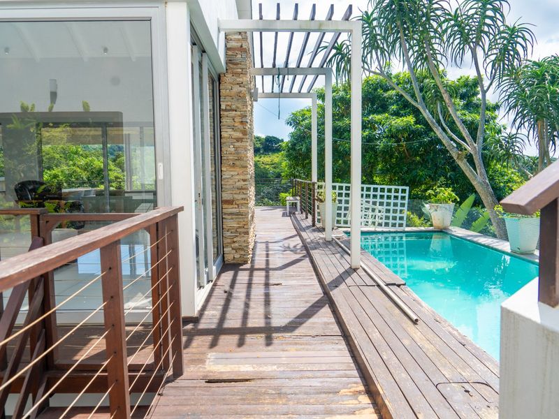 Luxurious Family Home in Simbithi Eco Estate, Ballito - Photo 2