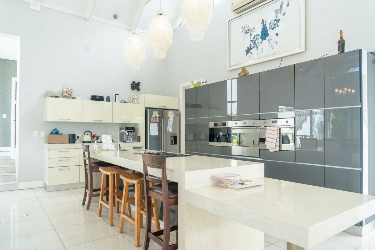 Luxurious Family Home in Simbithi Eco Estate, Ballito - Photo 5
